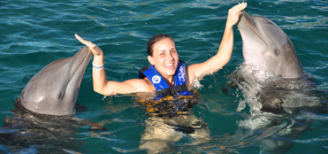 Nados con delfines Cancun | Nadar con Delfines en Isla Mujeres