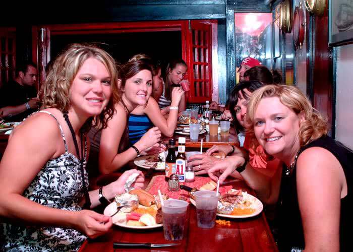 family dining in pirate show