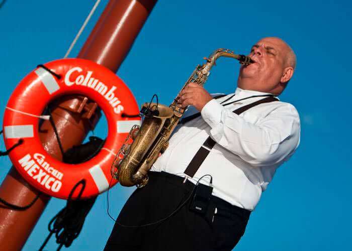 saxofonista en vivo en Cancún