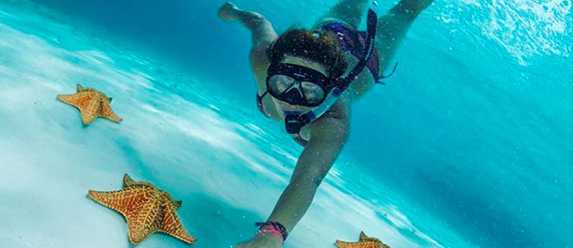 Catamaran snorkel y club de playa