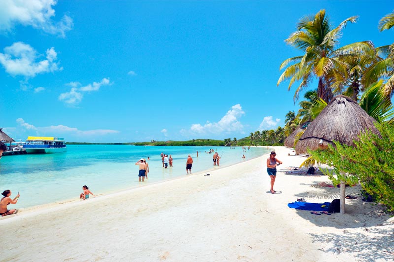 playa de isla contoy