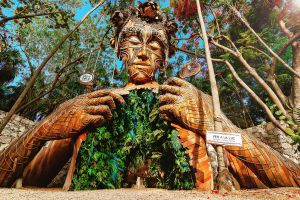 escultura de tulum ven a la luz