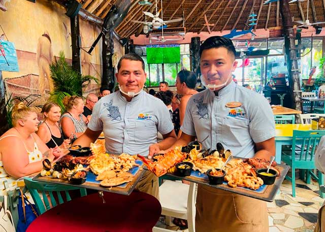 oasis mariscos en cancun